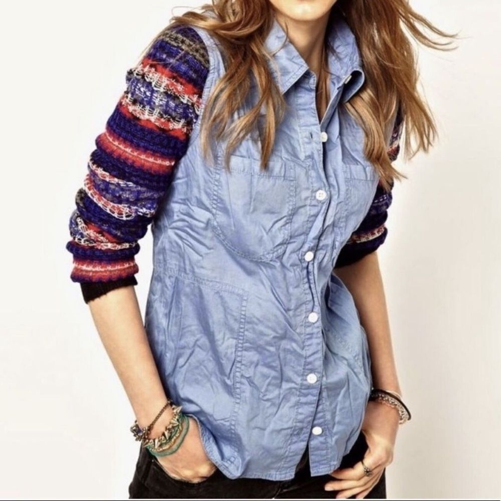 Free People We The Free Chambray Sweater Sleeve Shirt Women's Small Light Blue‎
